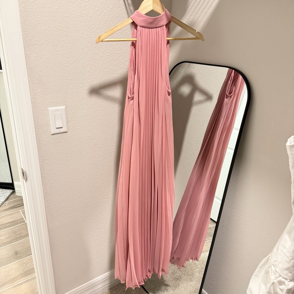 Aritzia Elegant Pink Sleeveless Dress - Picture 2 of 6
